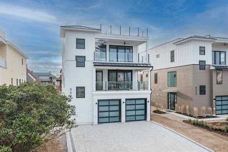 901 Vanderbilt Ave Virginia Beach, VA 23451