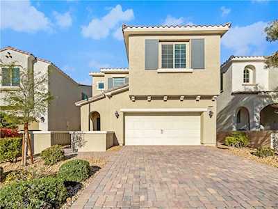 8017 Red Rock Crest St Las Vegas, NV 89166