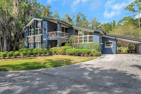 9551 90th Ave Largo, FL 33777