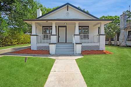 611 Alta Vista St Lake Wales, FL 33853
