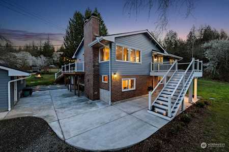 30211 SE 40th St Fall City, WA 98024