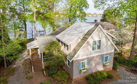 3244 Lake Shore Rd S Denver, NC 28037