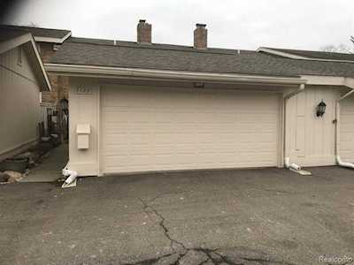 7125 Pebble Park Dr West Bloomfield Twp, MI 48322
