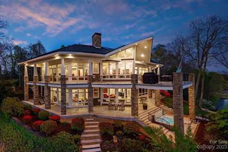 101 Island Ridge Dr Statesville, NC 28677