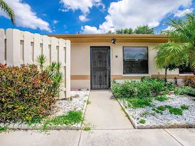 2922 64th St W #122 Bradenton, FL 34209