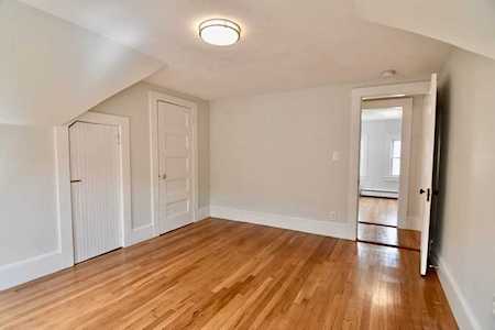 7 Saxton St #3 Boston, MA 02125