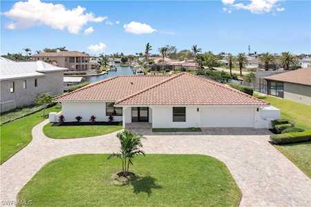 6610 Joanna Circle Fort Myers, FL 33919