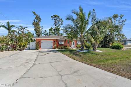 9091 Coral Gables Rd Fort Myers, FL 33967