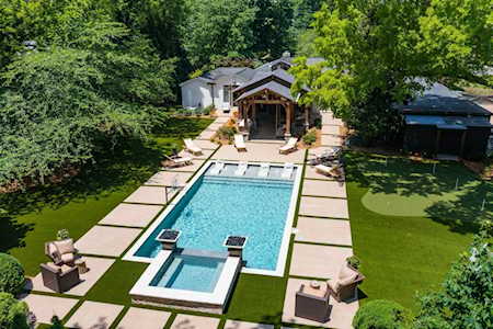 4020 Estes Rd Nashville, TN 37215