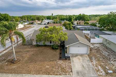 8001 Laurel Vista LOOP Port Richey, FL 34668