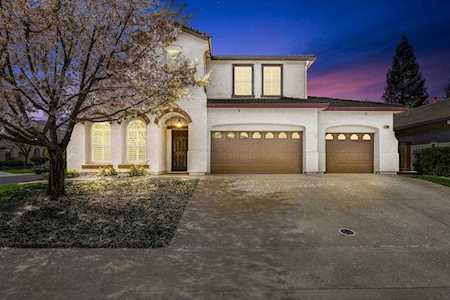 1701 Fontenay Way Roseville, CA 95747