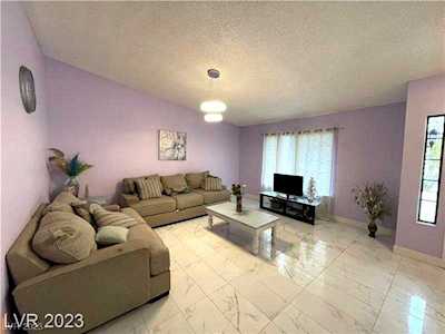 7201 Lodge Circle Las Vegas, NV 89129