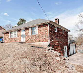 151 Rolling Acres Dr Frankfort, KY 40601