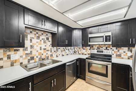 202 E Ruth Avenue #11 Phoenix, AZ 85020