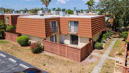5235 Cedarbend Dr #4 Fort Myers, FL 33919