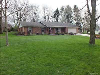 110 N Johanna Drive Centerville, OH 45459