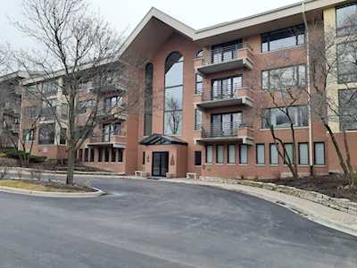 3525 Cass Ct #T3S Oak Brook, IL 60523