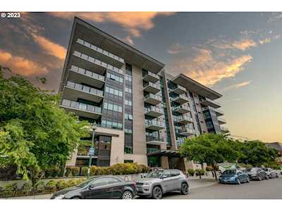 1830 NW Riverscape ST #411 Portland, OR 97209