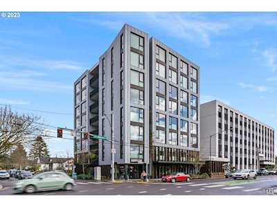12 NE Fremont ST #4E Portland, OR 97212