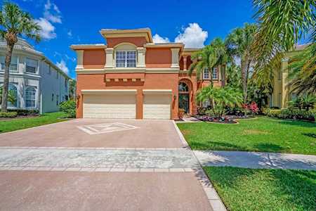 2164 Bellcrest Circle Royal Palm Beach, FL 33411