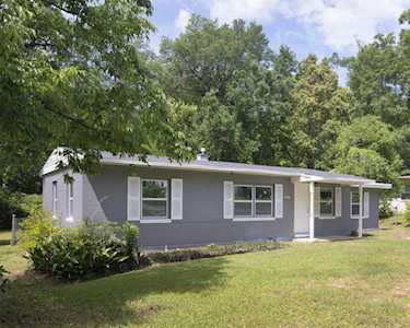 2406 Pontiac Dr Tallahassee, FL 32301