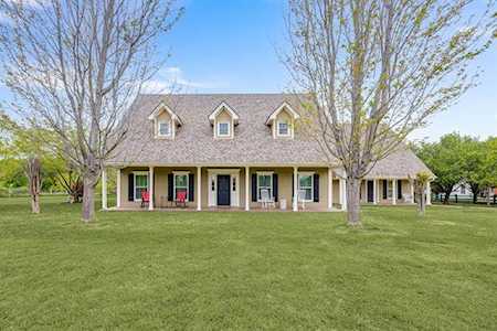 6800 Pleasant Run Road Colleyville, TX 76034