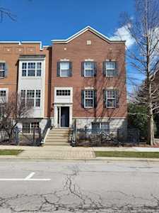 745 Station Blvd Aurora, IL 60504