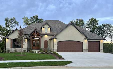 7433 Kirby Knowle Lp Columbia, MO 65203