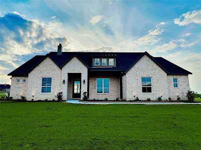 1100 Carter Drive Royse City, TX 75189