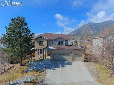 757 Capeglen Road Colorado Springs, CO 80906