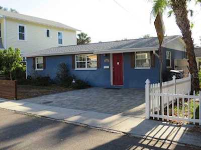 1024 N Granville Ct N St. Petersburg, FL 33701