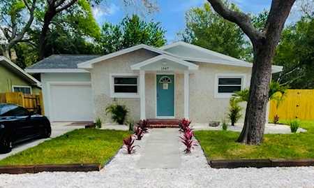 1947 Chenango Ave Clearwater, FL 33755