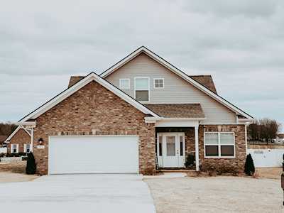 202 Pacific Ave Shelbyville, TN 37160
