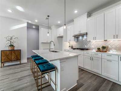5625 Woodlands Drive The Colony, TX 75056