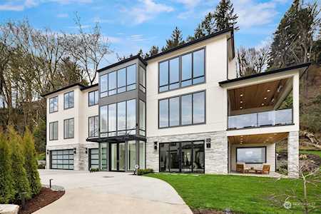 8379 E Mercer Way Mercer Island, WA 98040