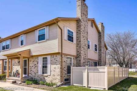21232 W Glen Haven Circle Novi, MI 48167