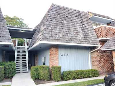 423 Pine Tree Court #23 Atlantis, FL 33462