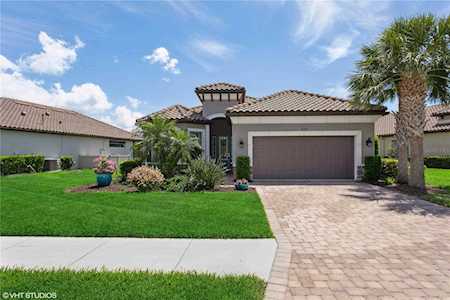 4105 Ilaria Ave Sarasota, FL 34238