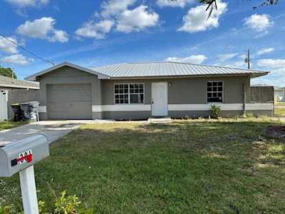 301 Summer Field Dr Winter Haven, FL 33880