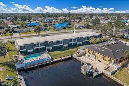 3817 Country Club Blvd #5 Cape Coral, FL 33904