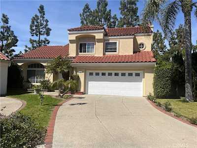 2 Laconia Irvine, CA 92614