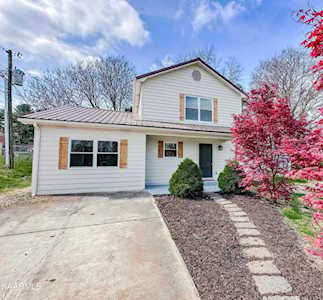 1391 Middlesettlements Rd Maryville, TN 37801