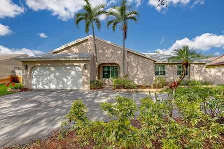 5213 SW 115th Ter Cooper City, FL 33330