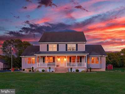 33 Milbourn Manor Dr Camden Wyoming, DE 19934