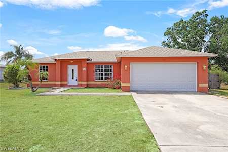 706 Rue Labeau Cir Fort Myers, FL 33913