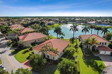 7762 SW 188th Ter Cutler Bay, FL 33157