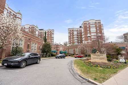 20 Chapel St #B1004 Brookline, MA 02446