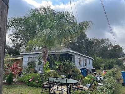 323 Dorsett Ave Lake Wales, FL 33853