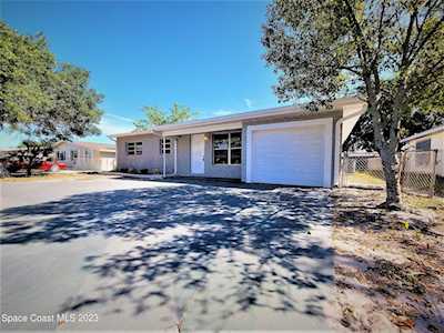 2223 S Smathers Circle Melbourne, FL 32935
