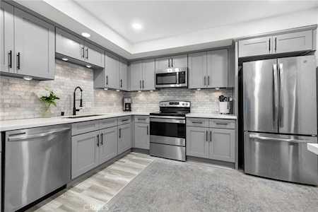 1360 Shadow Ln #209(T) Fullerton, CA 92831